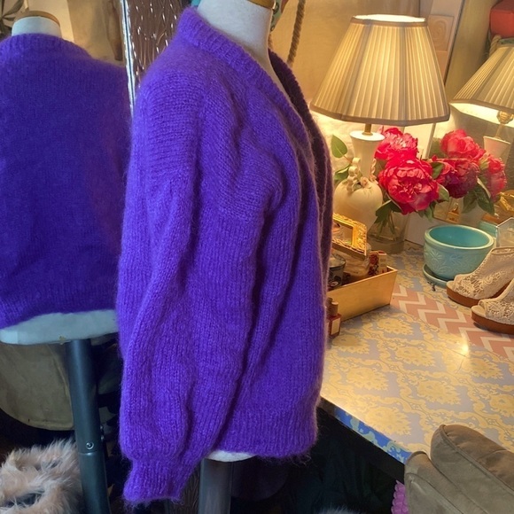 🌹Handmade Vintage🌹 Purple Wool Sweater - Picture 3 of 9